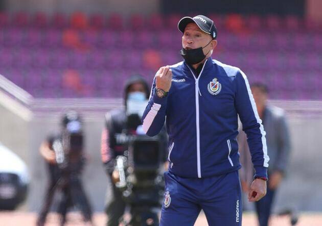 Ivo Basay dejó de ser el entrenador granate tras malos resultados