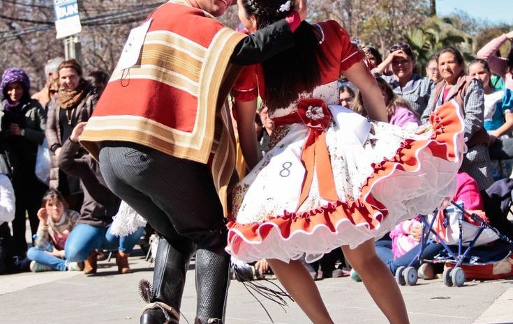  Coquimbo: Municipalidad realizará taller gratuito para aprender a bailar cueca