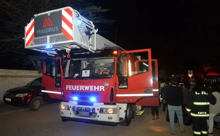 Bomberos repara el único carro con brazo articulado de Coquimbo gracias a subvención municipal