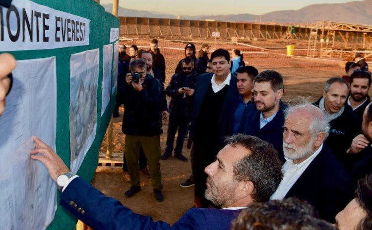  Los Vilos: Ministro Montes visita la comuna e inicia obras de 3 proyectos para más de 400 familias
